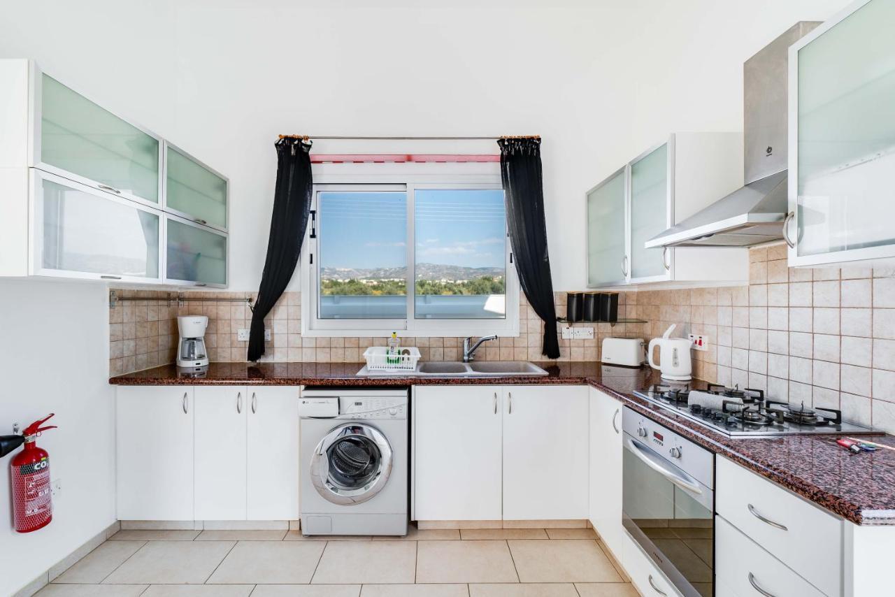 Bungalow Summerside By Ezoria Villas Coral Bay Exterior foto