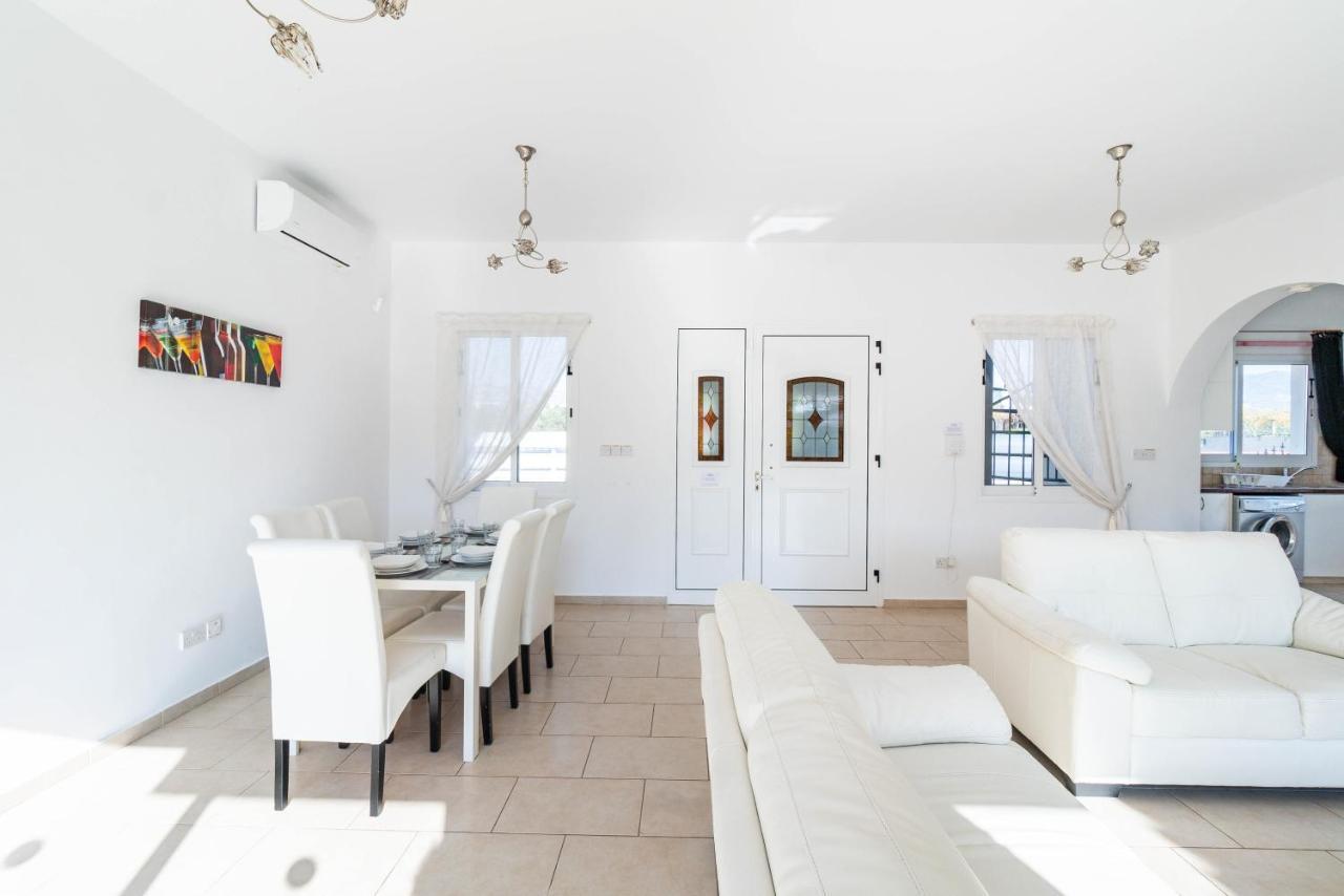 Bungalow Summerside By Ezoria Villas Coral Bay Exterior foto